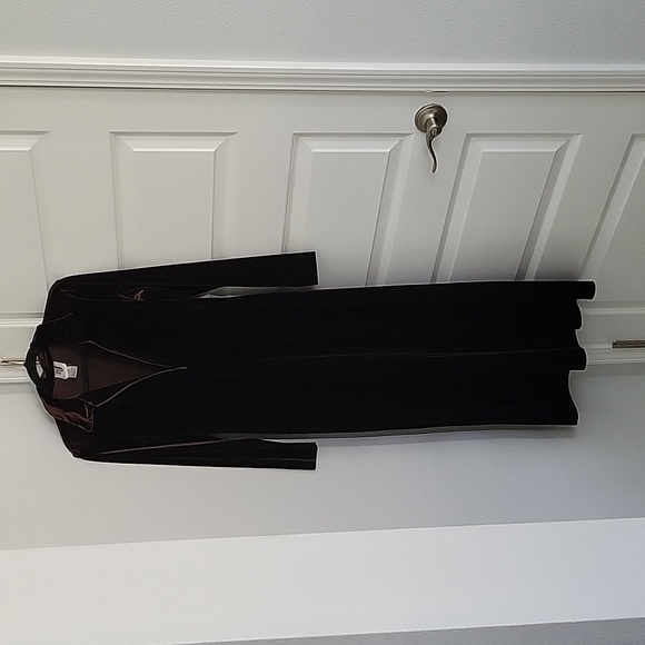 Velvet long sleeve collared long dress - Picture 6 of 6